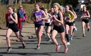 Start of the womens under-17s Northern Athletics 5k Champs., Birkenhead Park. Photo: David T. Hewitson/Sports for All Pics